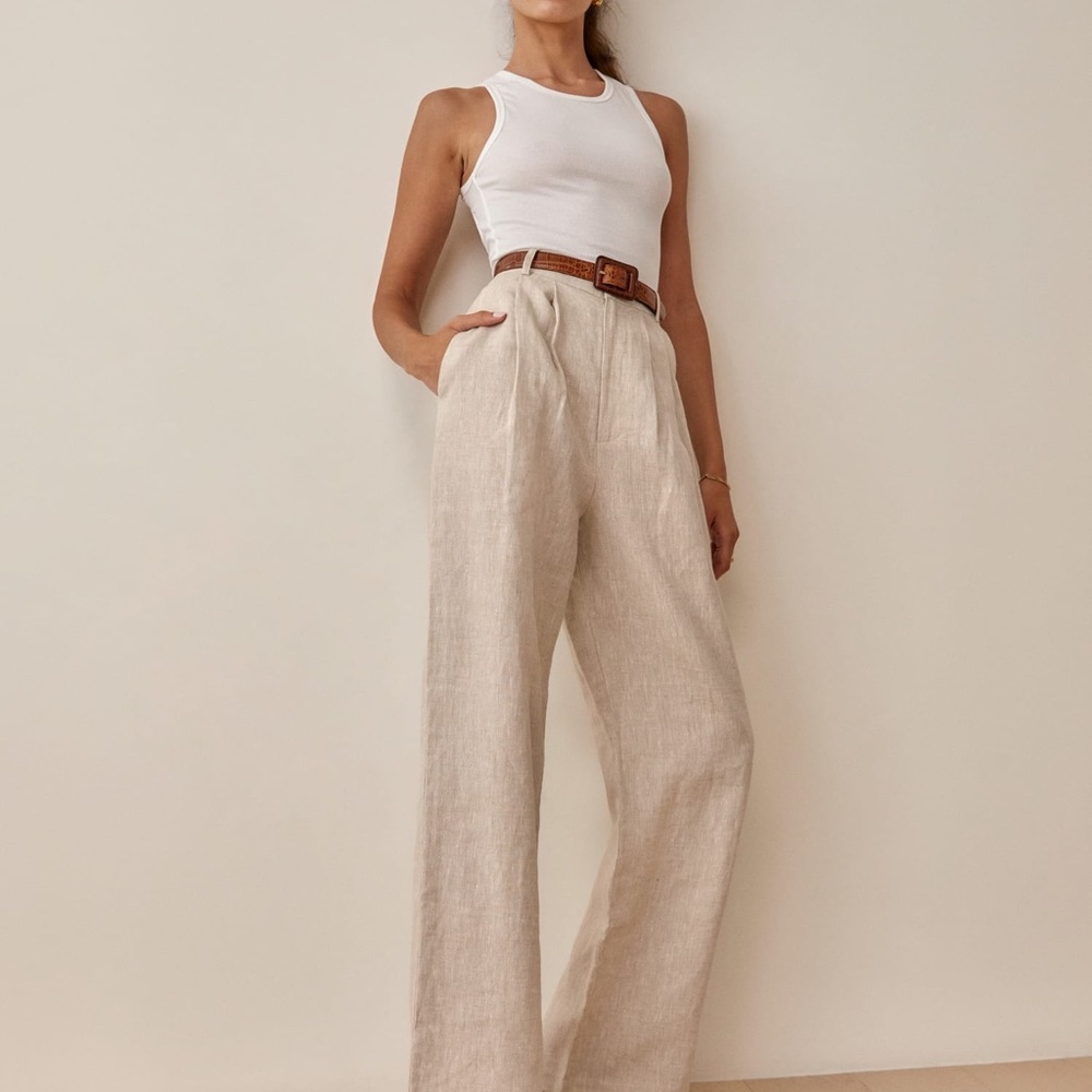 Reformation Petites Vesta Pant. Size 4P. Oatmeal.